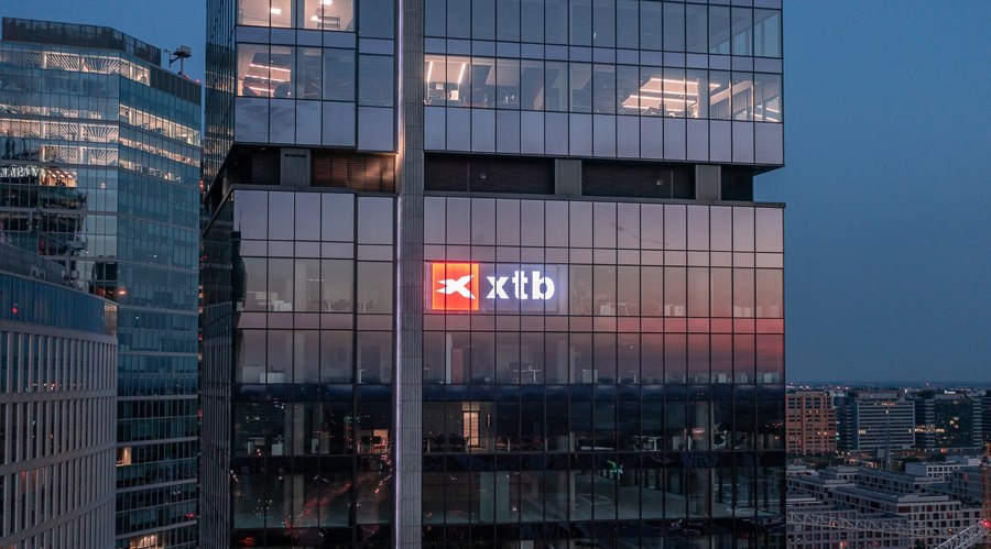 荷兰养老基金ABP清仓美国科技股：Meta(META.US)、Alphabet(GOOGL.US)、特斯拉(TSLA.US)